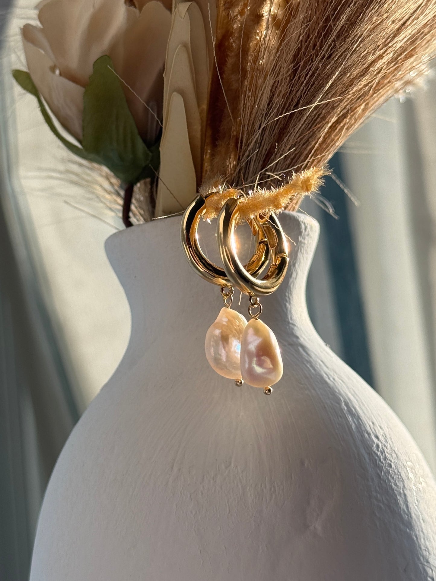 Baroque Pearl Hoop - Layer It Jewelry