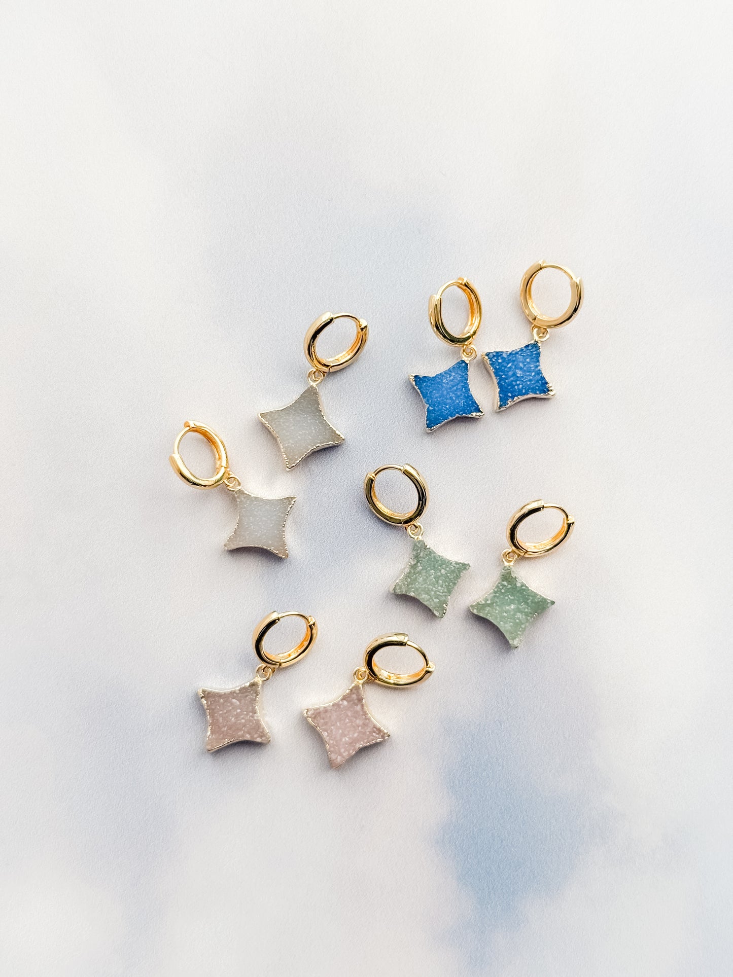 Druzy Stella Huggie Earrings - Layer It Jewelry