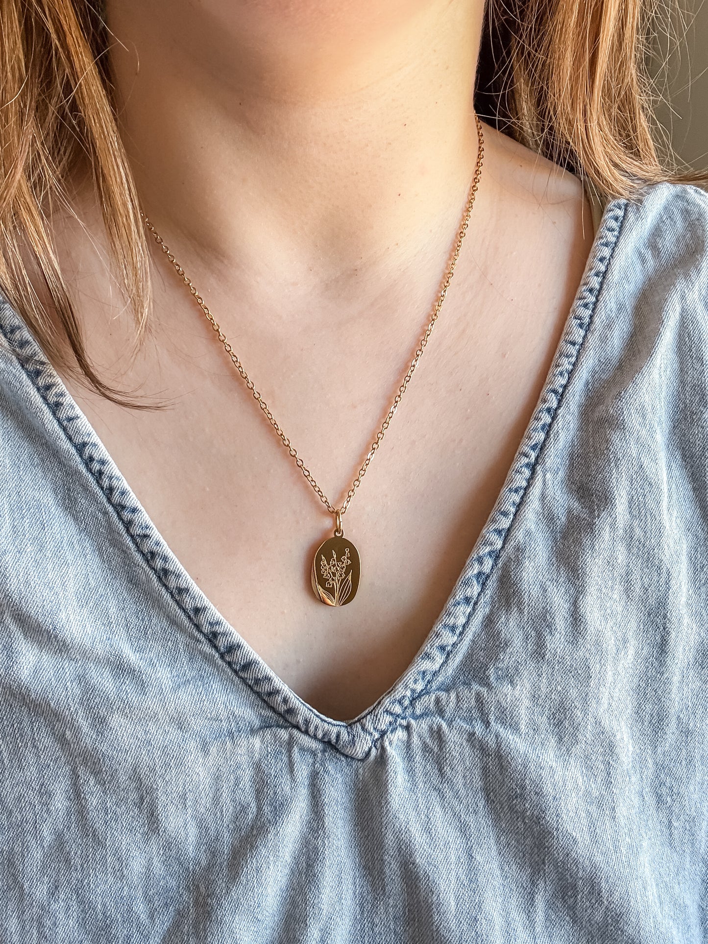 Birthflower Pendant Necklace – Gold Plated Stainless Steel