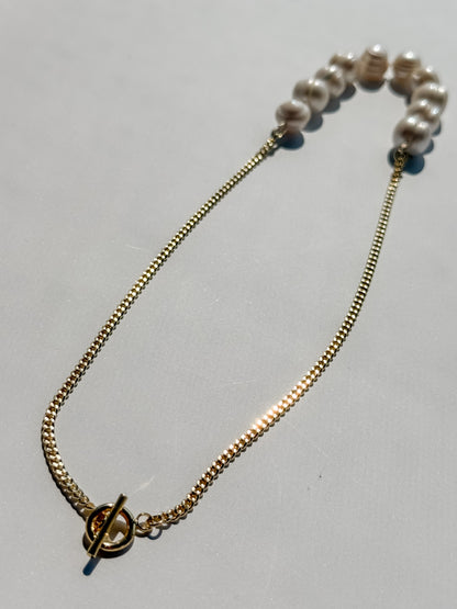 Baroque Pearl Toggle Necklace - Layer It Jewelry