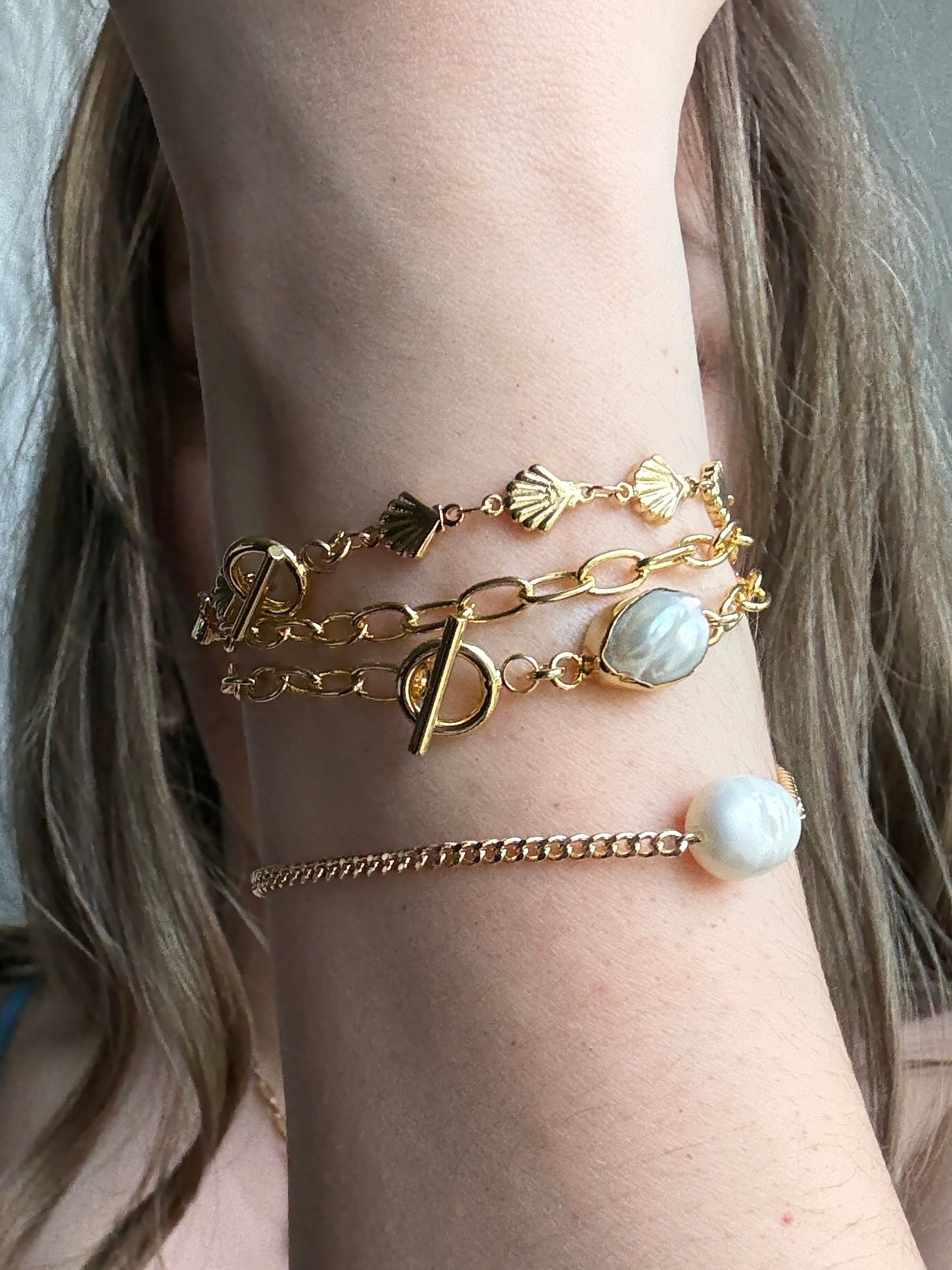Shell Bracelet - Layer It Jewelry