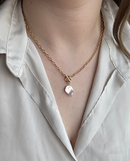 Pearl Toggle Necklace - Layer It Jewelry