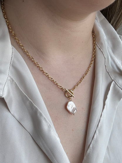 Pearl Toggle Necklace - Layer It Jewelry